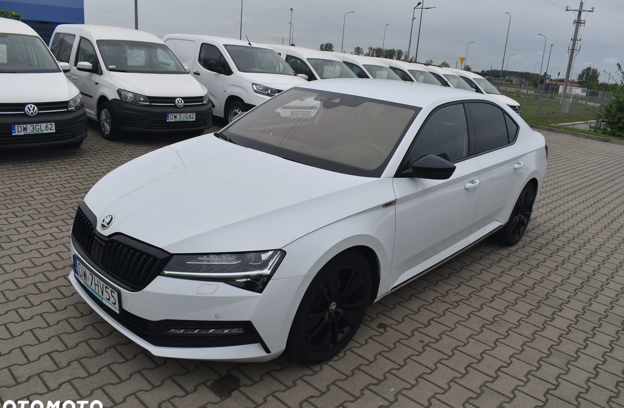 Skoda Superb cena 82300 przebieg: 218319, rok produkcji 2020 z Wąchock małe 781